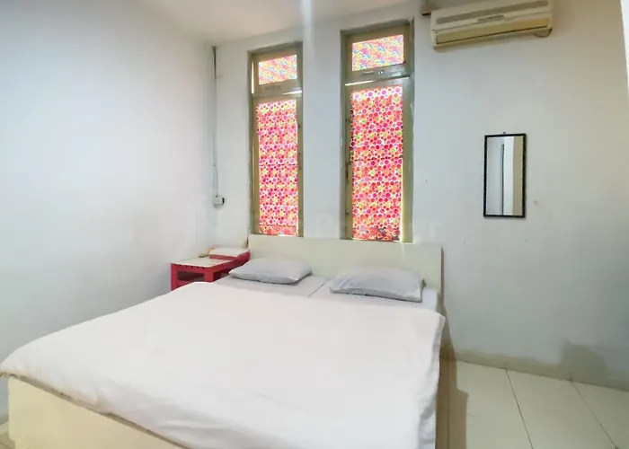 OYO 3043 Wisma Syariah Lambhuk